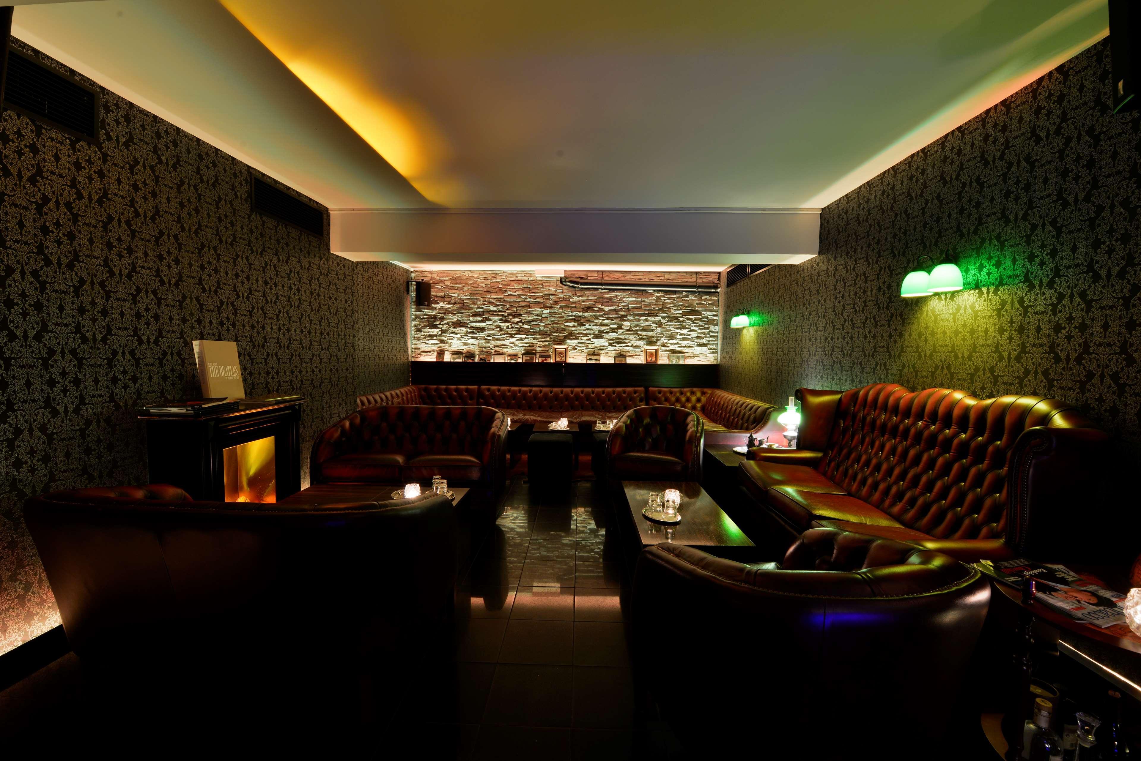 Hotel Western Premier Victoria 4*